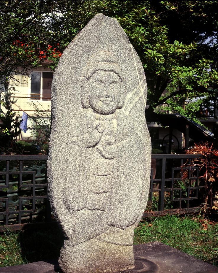 충주 창동리 석조약사여래입상이미지