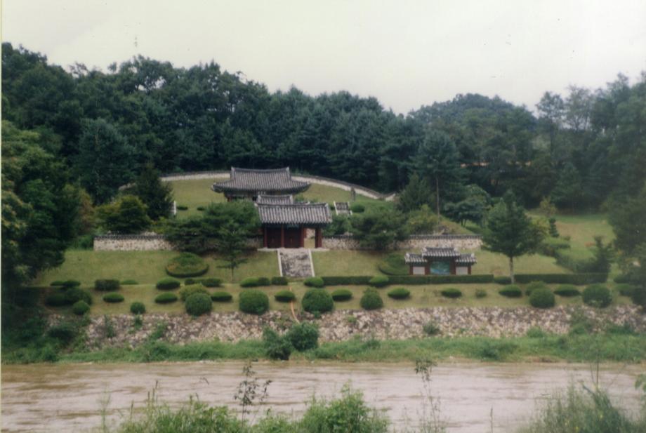 괴산 충민사이미지