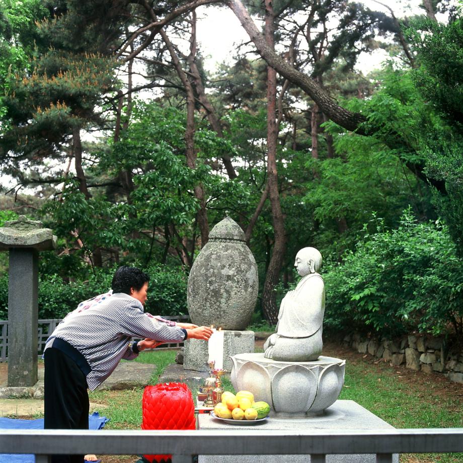 청주 안심사 세존사리탑이미지
