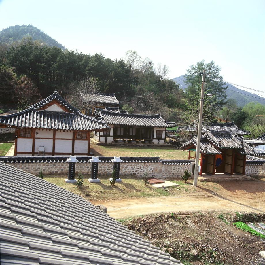 청주 문의향교이미지