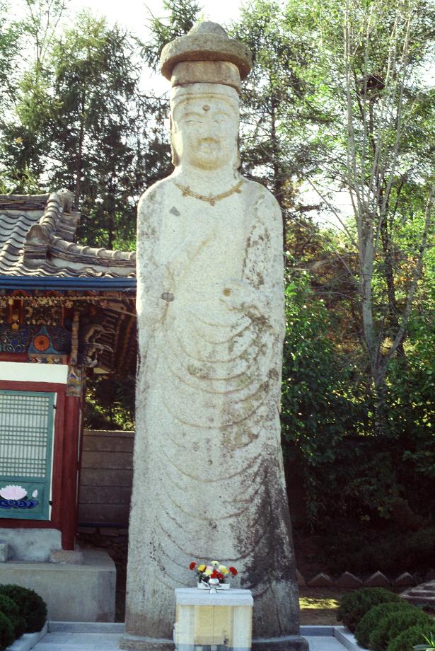 진천 용화사 석조여래입상이미지