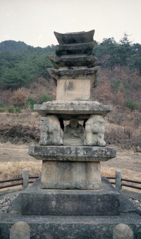제천 사자빈신사지 사사자 구층석탑이미지