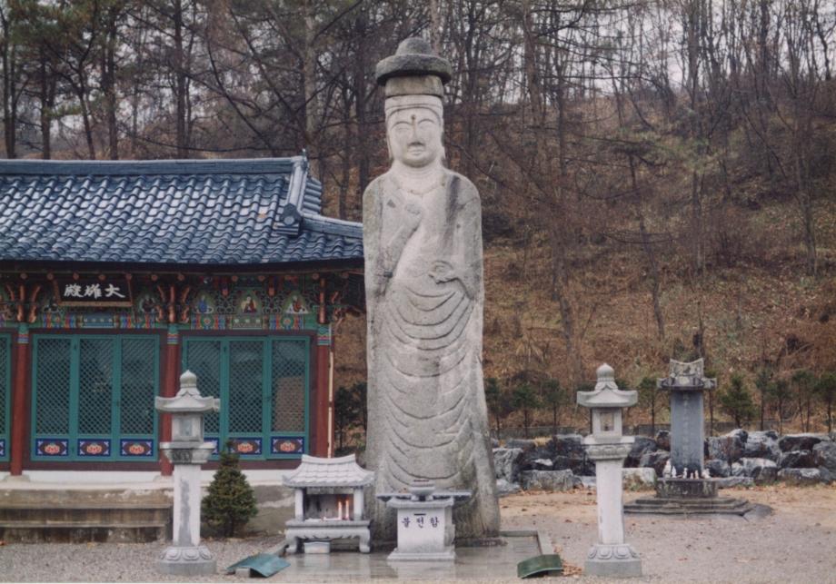진천 용화사 석조여래입상이미지