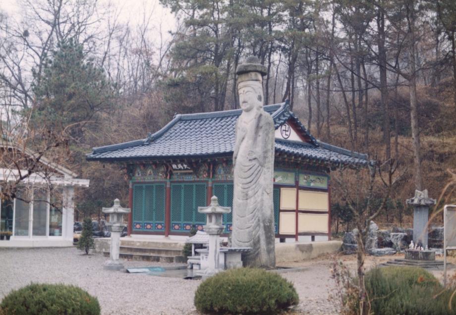 진천 용화사 석조여래입상이미지