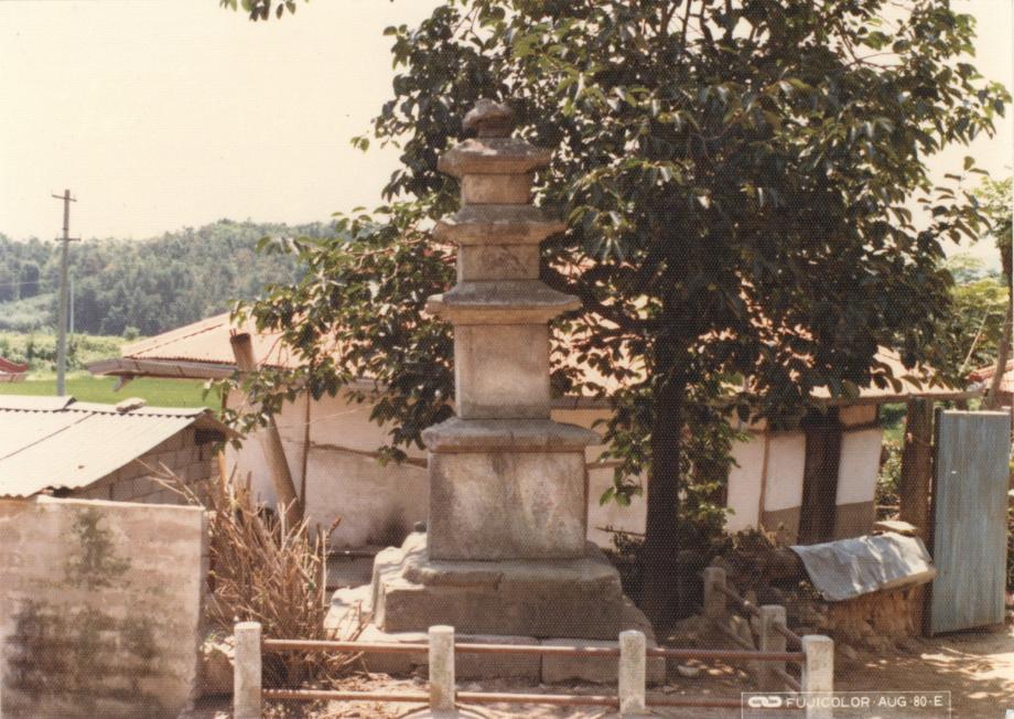 옥천 두암리 삼층석탑이미지