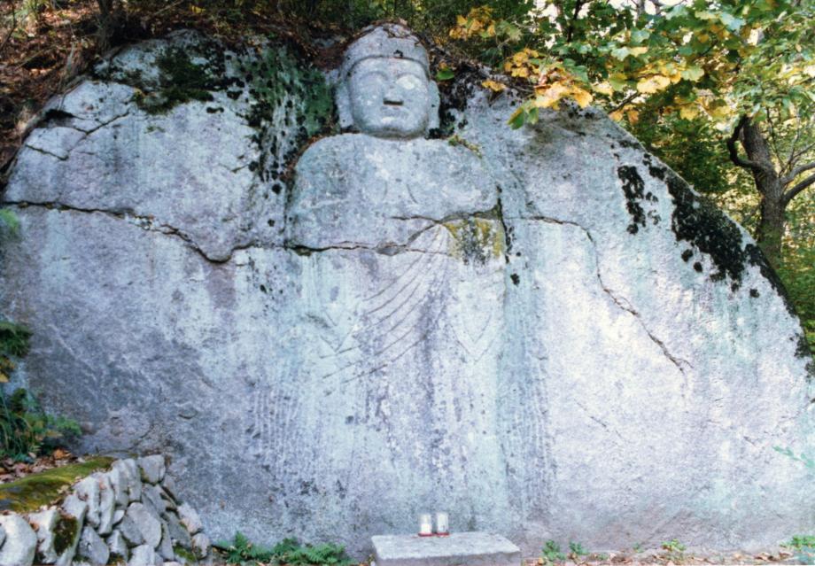 음성 미타사 마애여래입상이미지