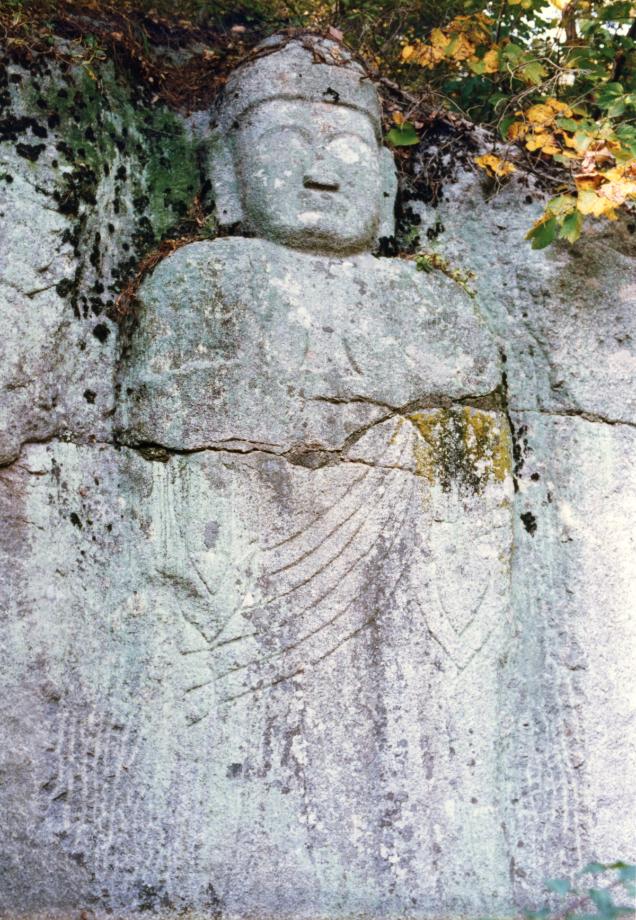 음성 미타사 마애여래입상이미지