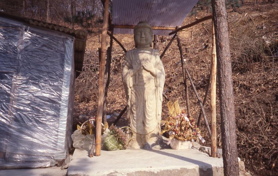 청주 목우사지 석조여래입상이미지