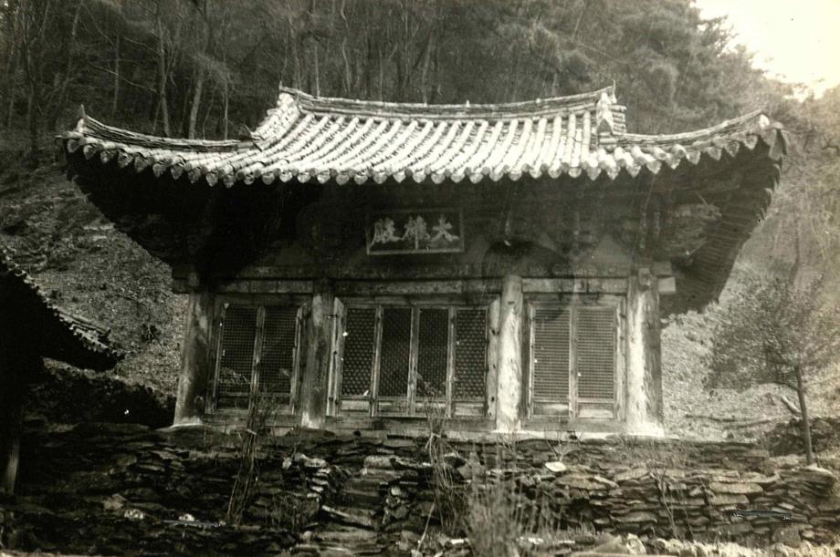 청주 월리사 대웅전이미지