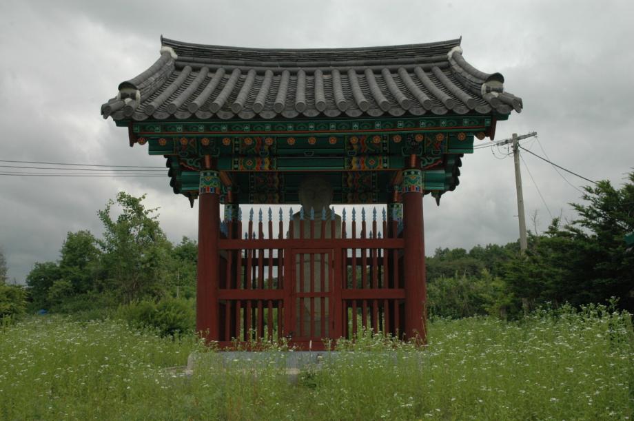 제천 두학동 석조여래입상이미지