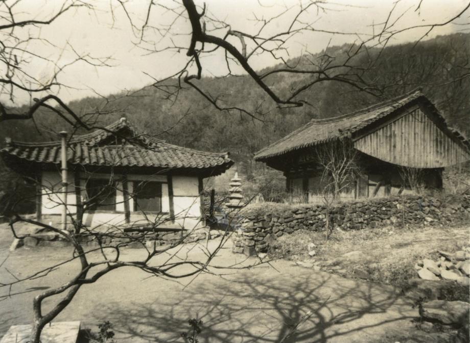 청주 보살사 극락보전이미지