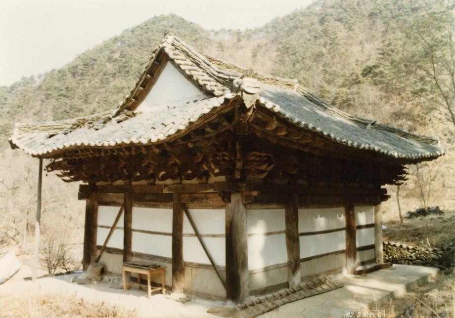청주 월리사 대웅전이미지