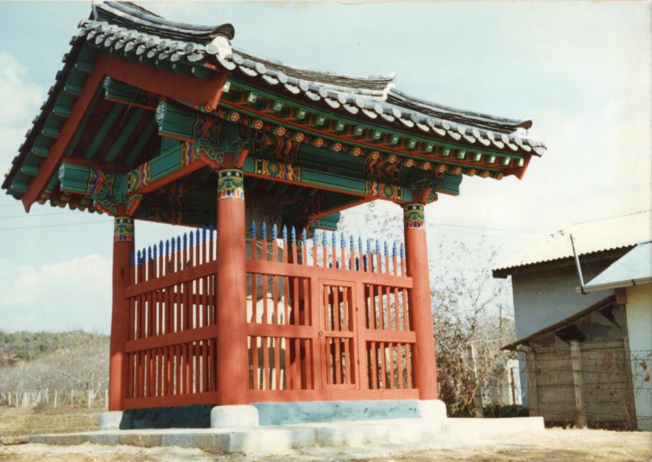 제천 두학동 석조여래입상이미지