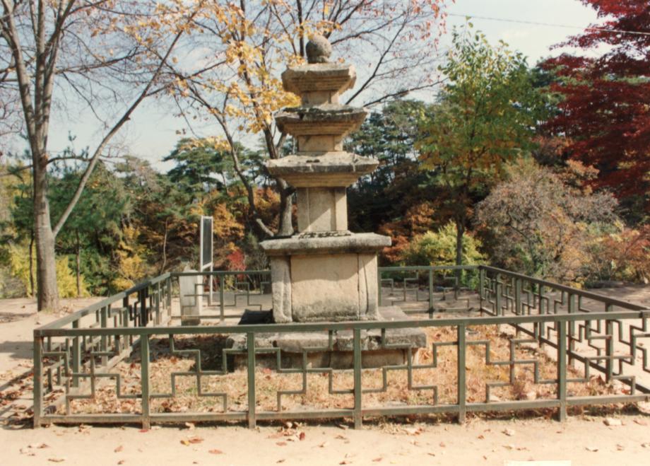 영동 영국사 삼층석탑이미지
