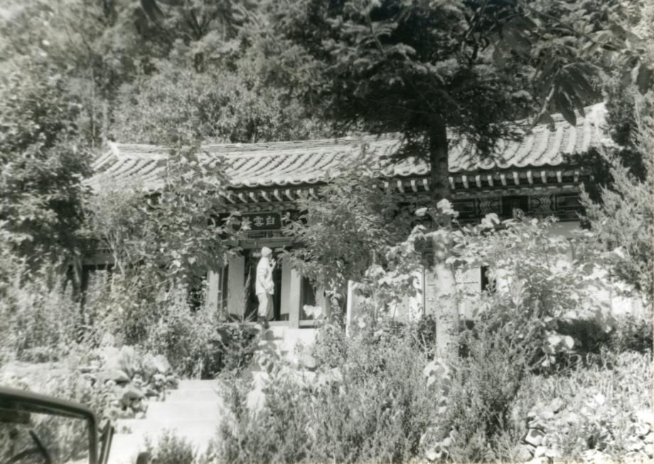 충주 백운암 철조여래좌상이미지