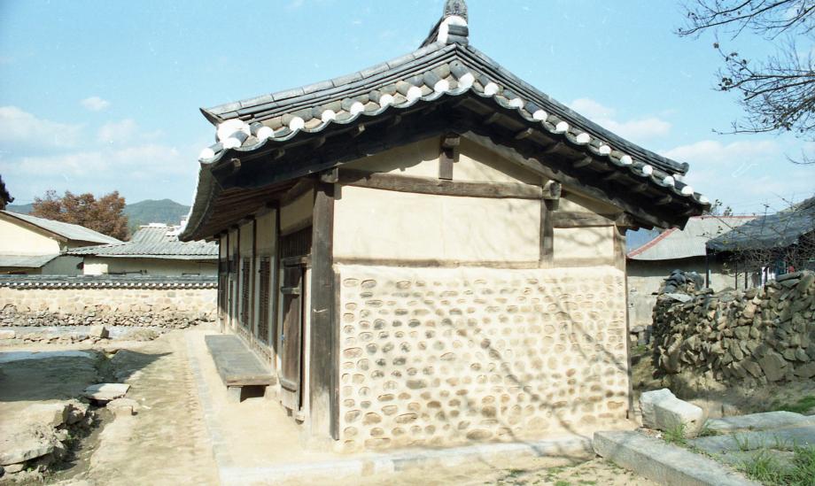 충주 윤양계 고택이미지