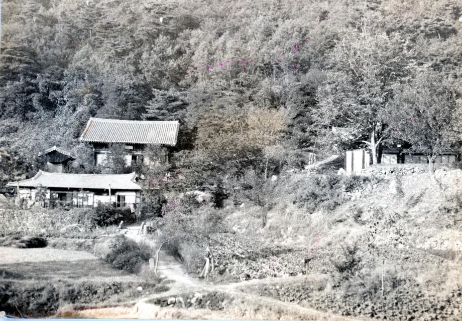 괴산 각연사 대웅전이미지