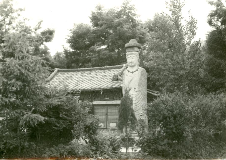 진천 용화사 석조여래입상이미지
