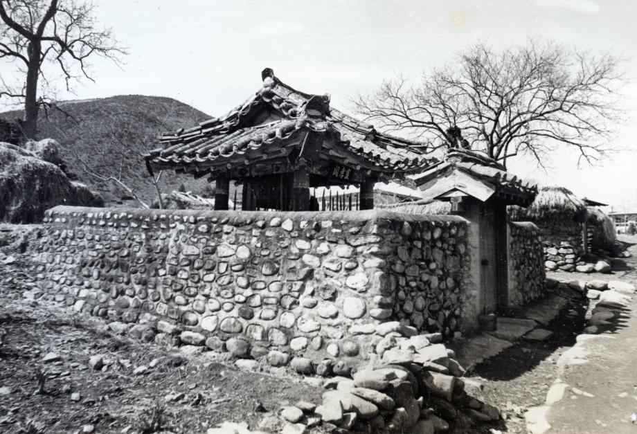 충주 연안이씨 쌍효각이미지