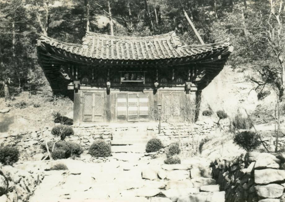 괴산 채운암 대웅전이미지