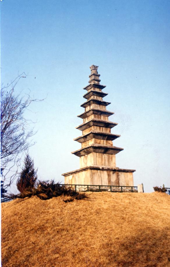 충주 탑평리 칠층석탑이미지