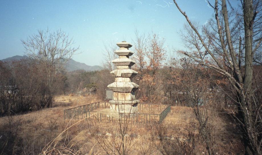 청주 계산리 오층석탑이미지