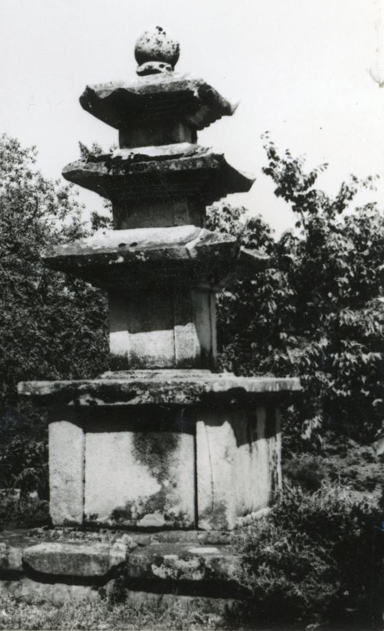 영동 영국사 삼층석탑이미지