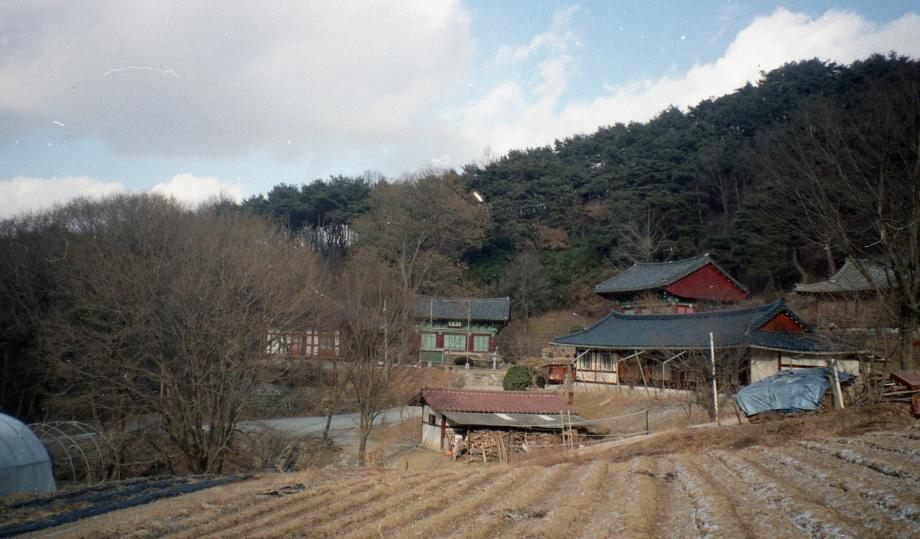 청주 안심사 비로전이미지