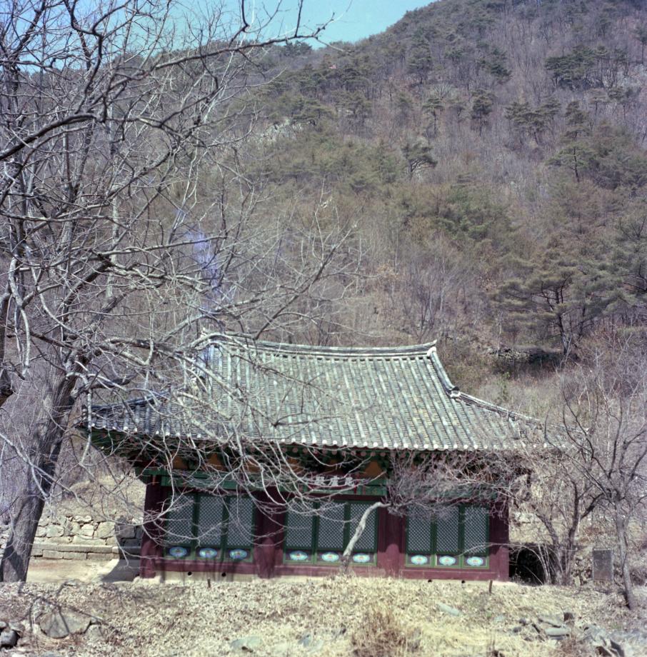괴산 각연사 비로전이미지