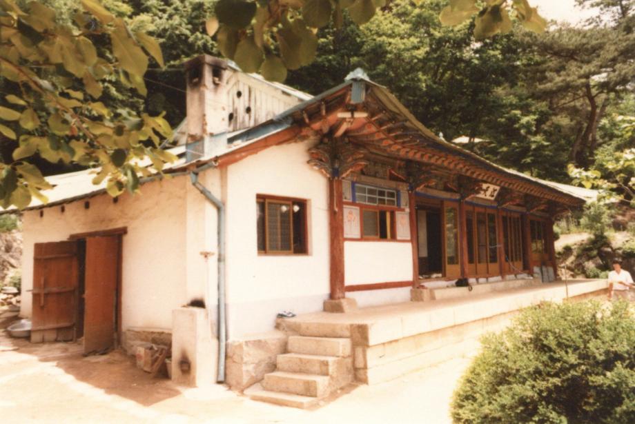 제천 강천사 목조보살좌상 및 복장유물이미지