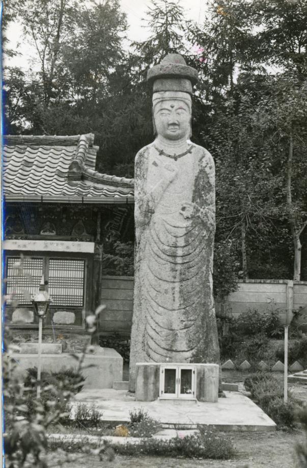 진천 용화사 석조여래입상이미지