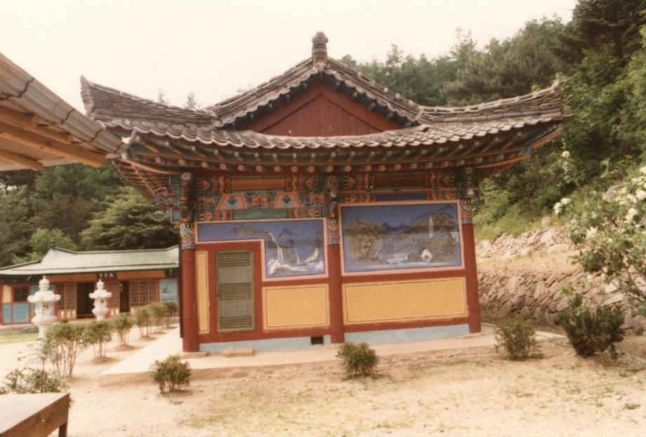 제천 백련사 목조아미타여래좌상이미지