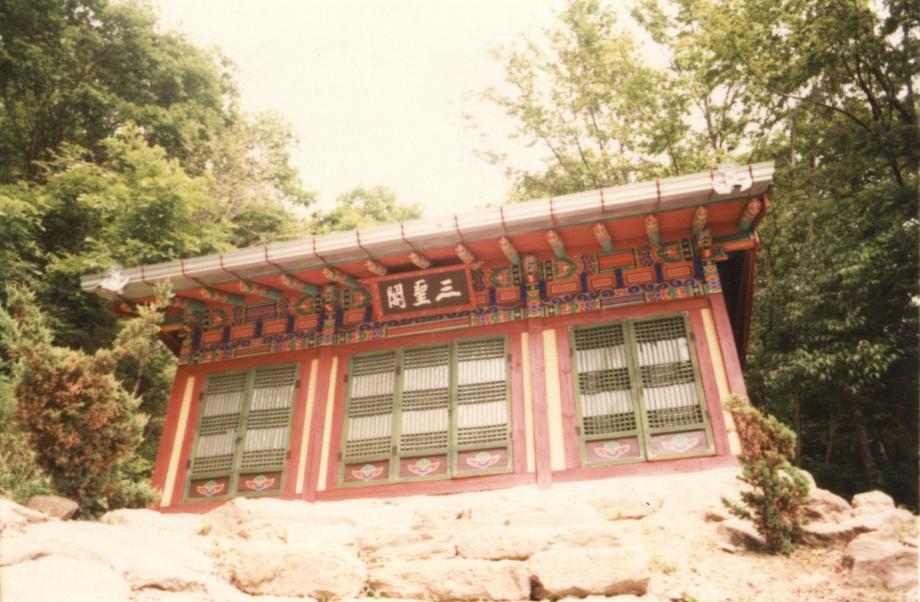 제천 백련사 목조아미타여래좌상이미지