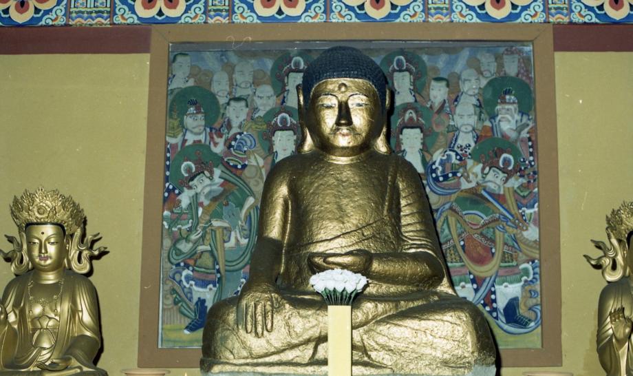 괴산 보안사 석조약사여래좌상이미지