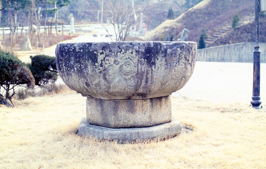 진천 교성리 연화대좌이미지