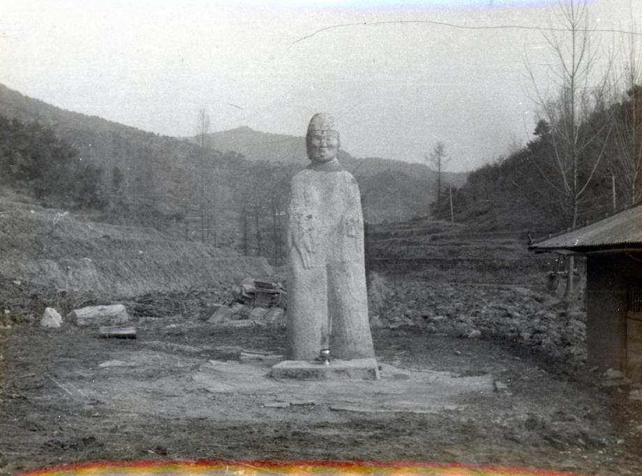 충주 지당리 석조여래입상이미지