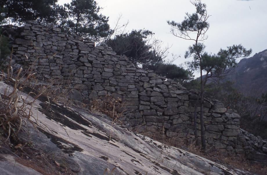 괴산 미륵산성이미지