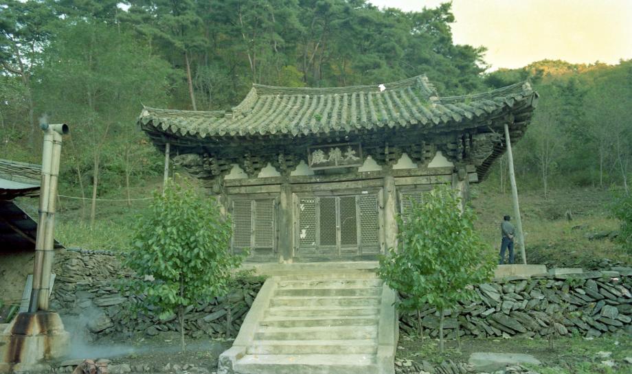 청주 월리사 대웅전이미지
