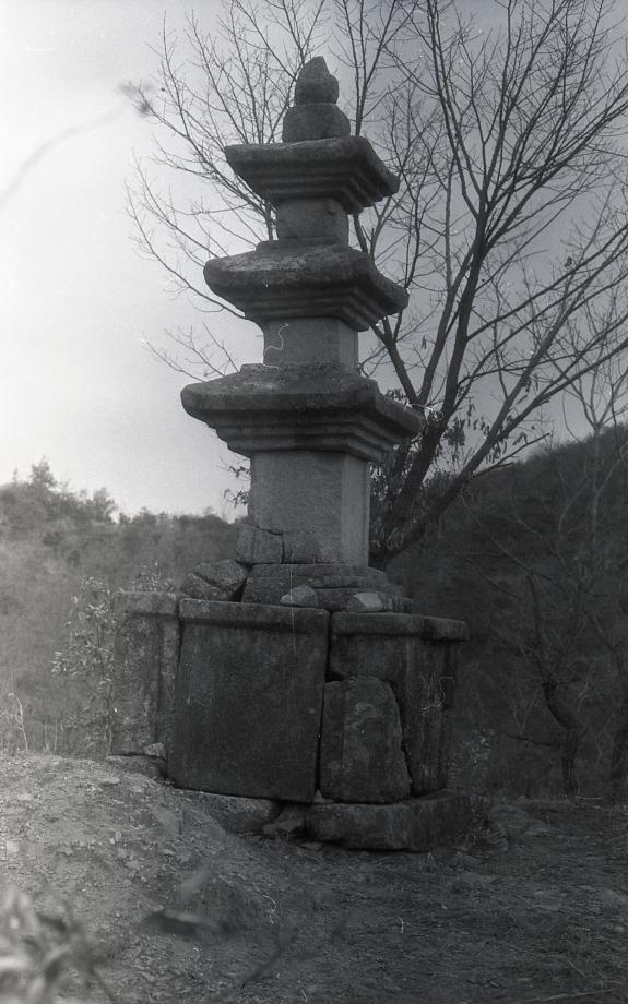 보은 원정리 삼층석탑이미지