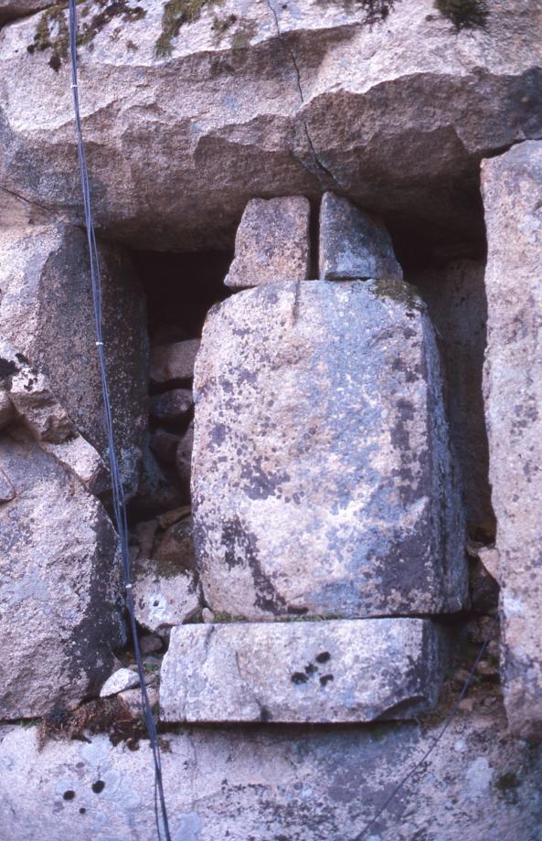 충주 미륵리 석조여래입상이미지