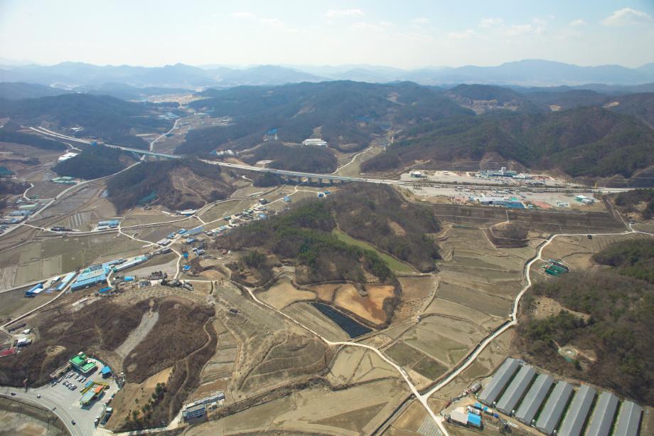 충주 탑평리 칠층석탑이미지