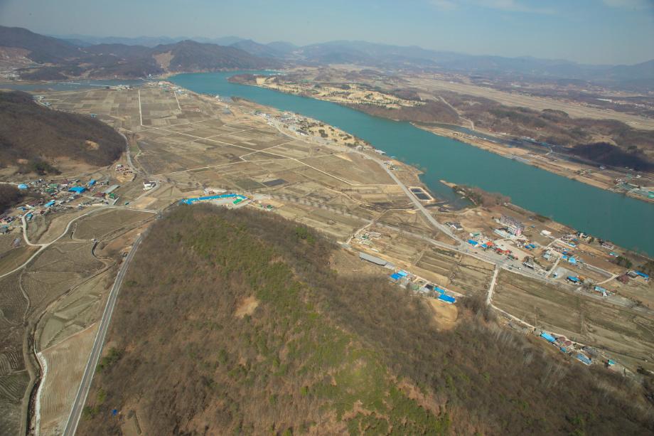 충주 탑평리 칠층석탑이미지