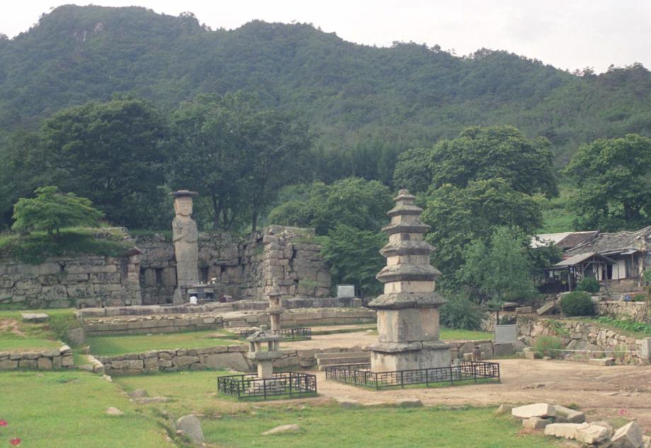 충주 미륵대원지이미지