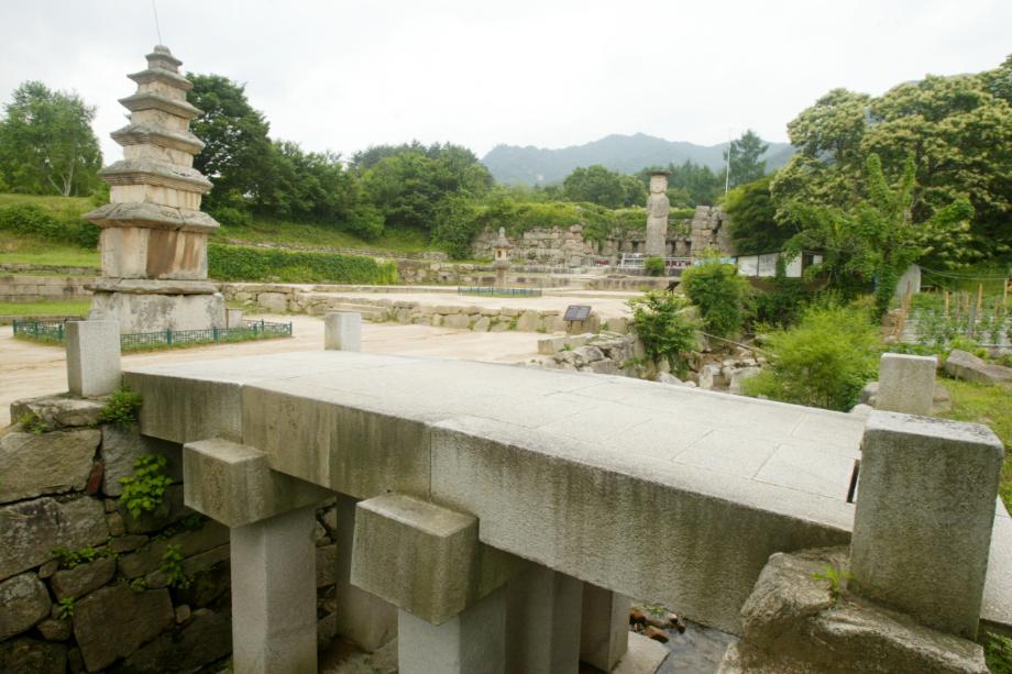 충주 미륵대원지이미지