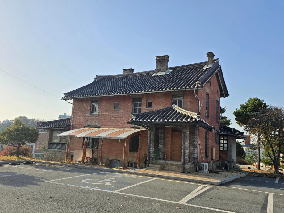 청주 탑동 양관이미지