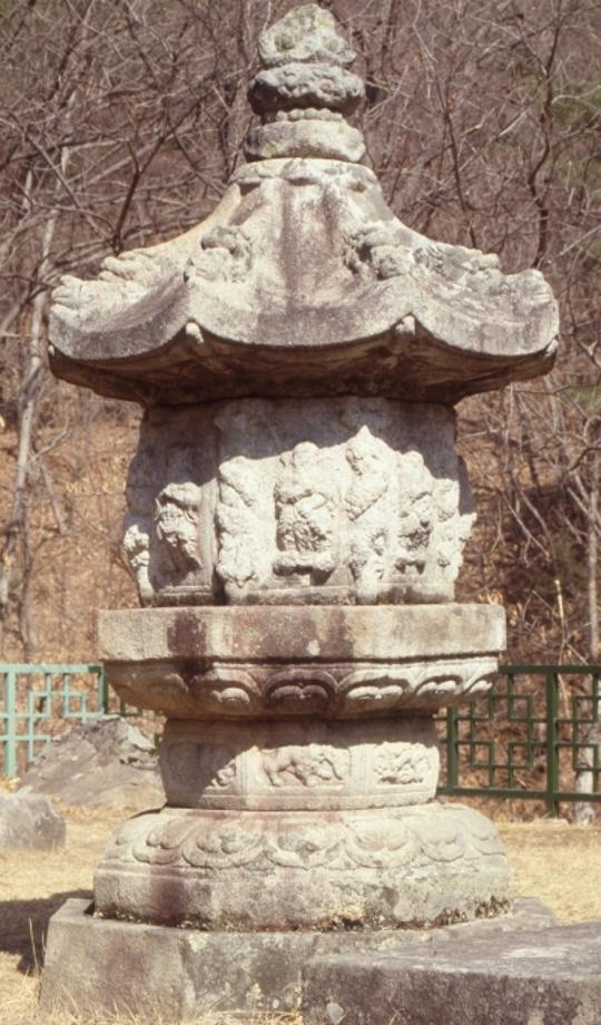 충주 청룡사지 보각국사탑이미지