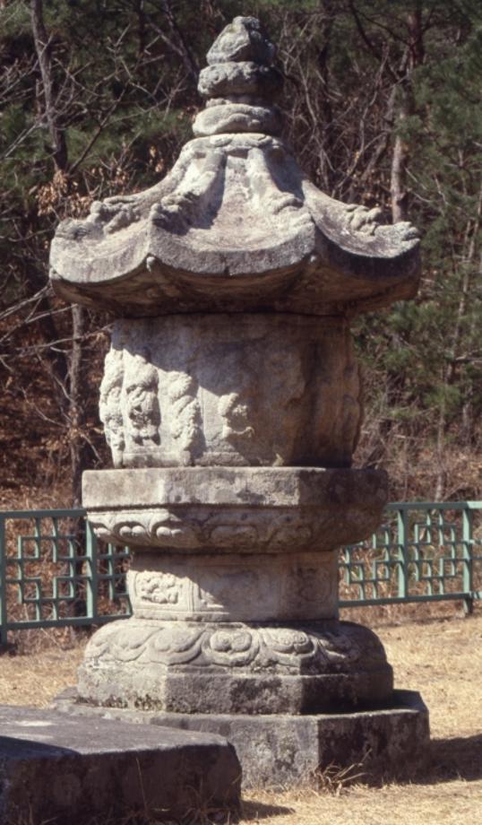 충주 청룡사지 보각국사탑이미지