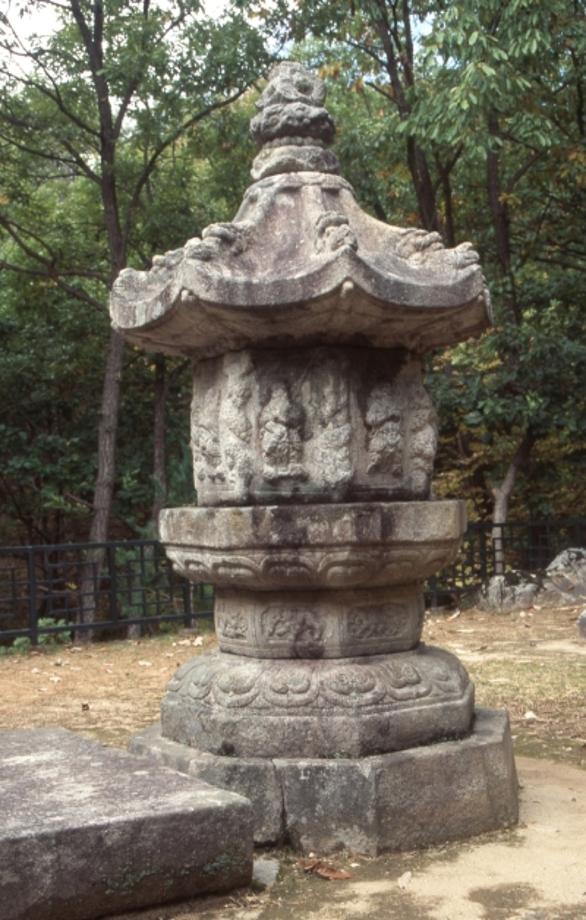 충주 청룡사지 보각국사탑이미지