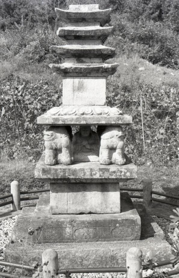 제천 사자빈신사지 사사자 구층석탑이미지