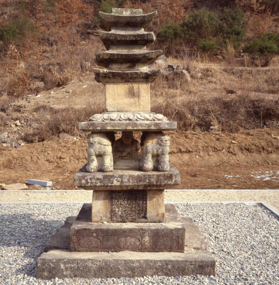 제천 사자빈신사지 사사자 구층석탑이미지